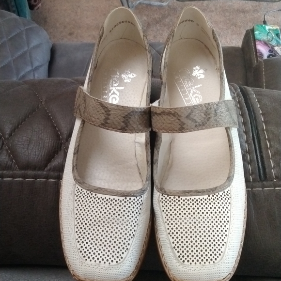 NWOT "Doris" Rieker Antistress Mary Jane - Picture 2 of 10